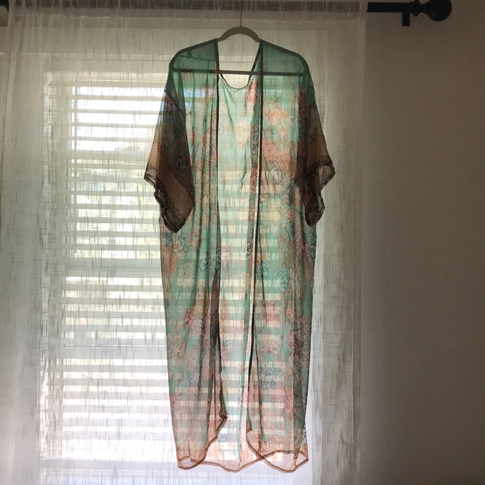 Cloud duster kimono robe ✨